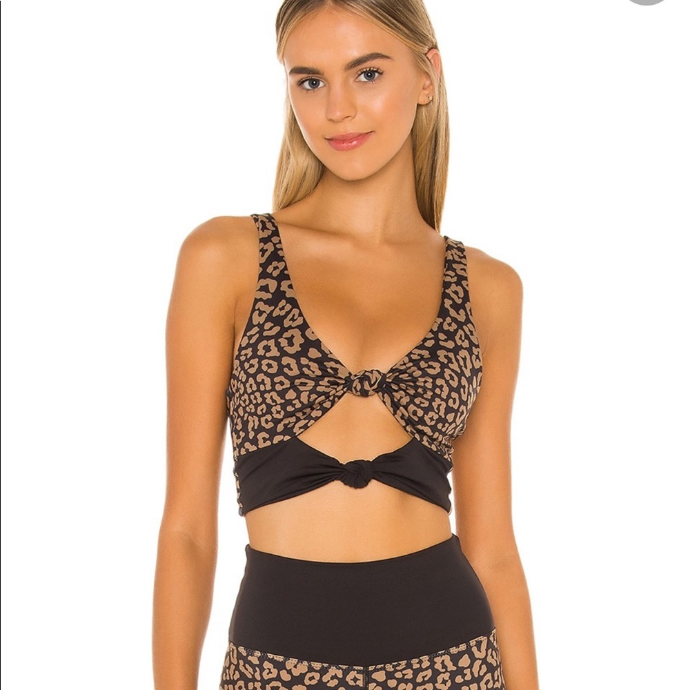 BEACH RIOT LEOPARD BOWIE SPORTS BRA